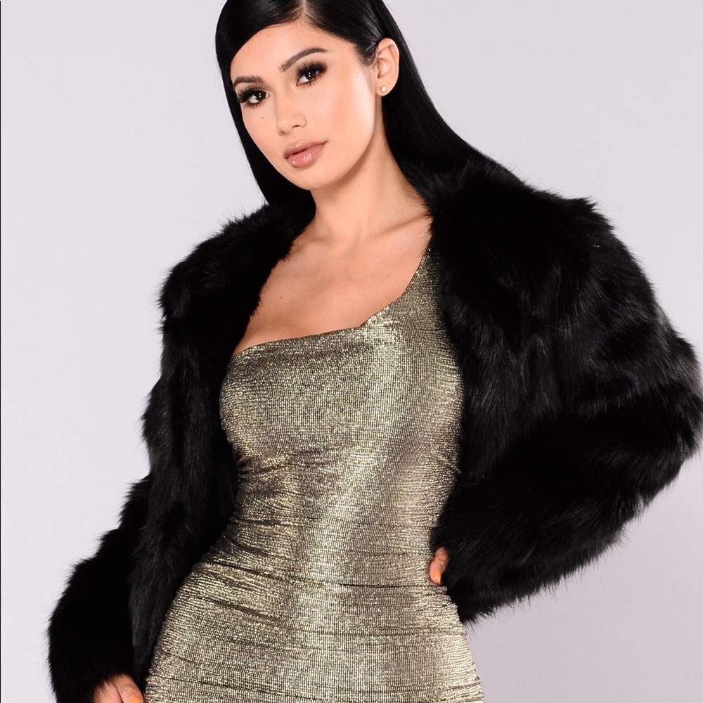 ⚡️🖤Black Faux Fur Jacket🖤⚡️